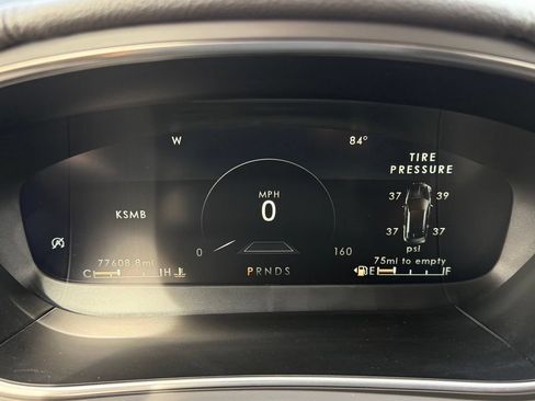 Used 2019 Lincoln Nautilus Reserve FWD image 18