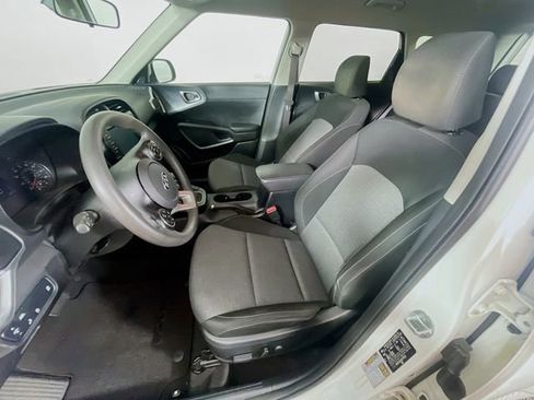 Used 2021 Kia Soul S image 20