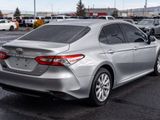 Used 2018 Toyota Camry L image 2