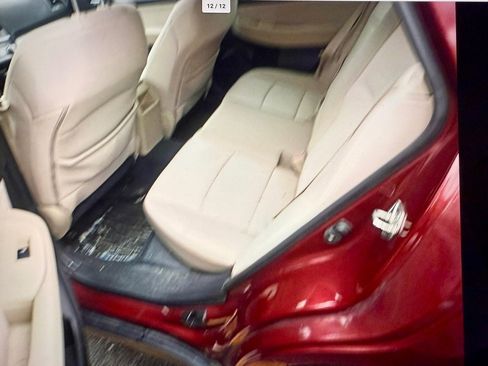 Used 2017 Subaru Outback 2.5i Premium image 9