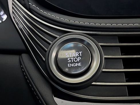 Used 2022 Lexus LS 500 AWD w/ Luxury Package image 26