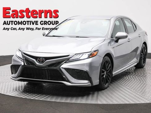 Used 2023 Toyota Camry XSE FWD image 1