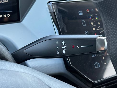 New 2027 Chevrolet Bolt LT FWD image 21