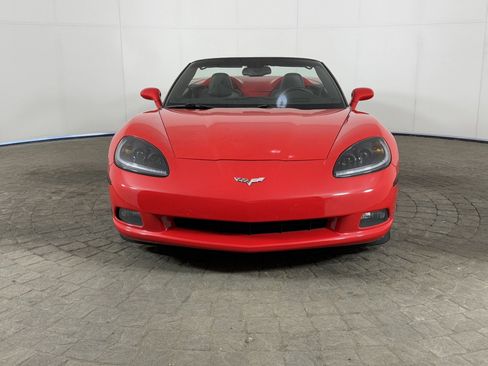 Used 2013 Chevrolet Corvette Convertible w/ 3LT Preferred Equipment Group image 2