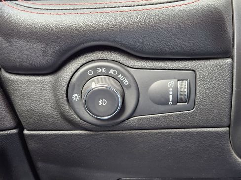 Used 2023 Dodge Durango GT image 24