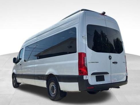 Used 2025 Mercedes-Benz Sprinter 2500 image 3