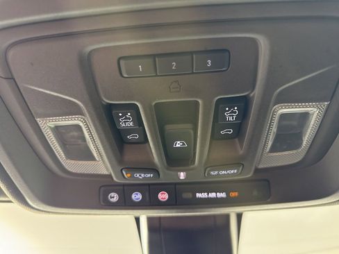 Used 2019 Chevrolet Silverado 1500 LTZ w/ LTZ Premium Package AWD/4WD image 26