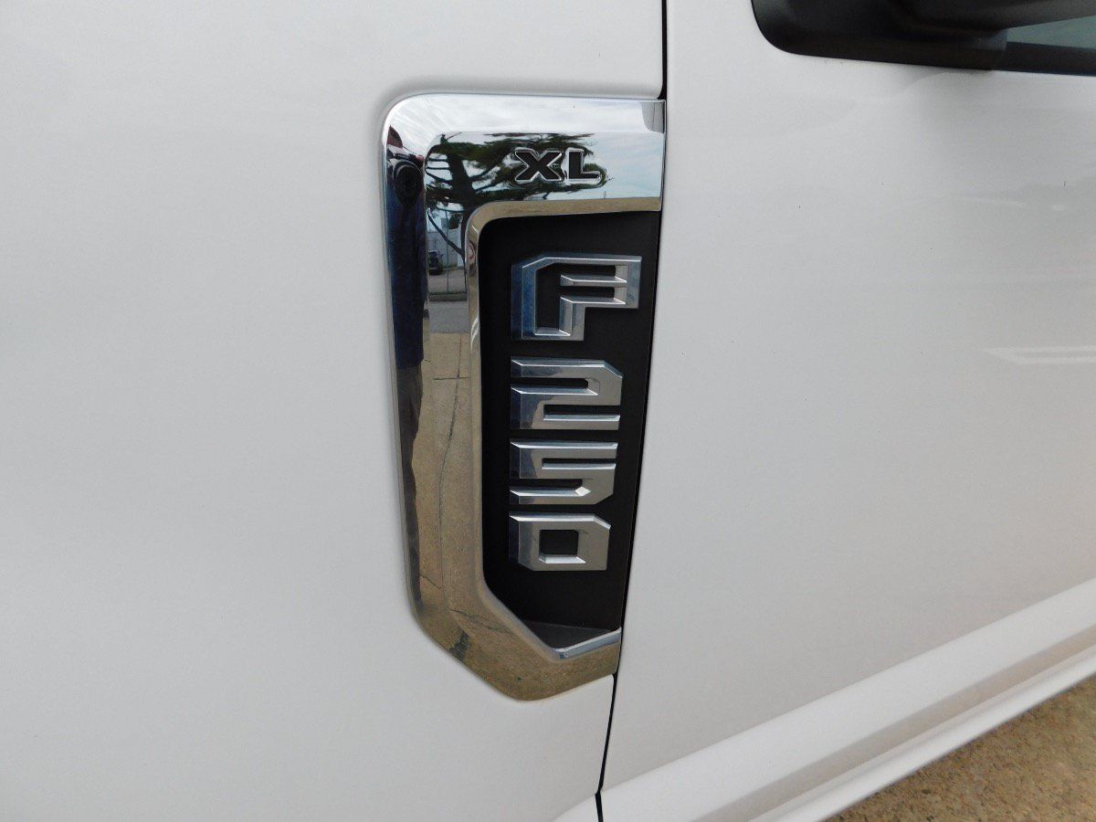 Used 2018 Ford F250 XL w/ Power Equipment Group RWD image 7