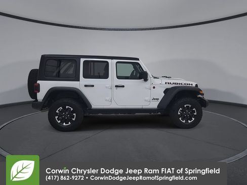 Certified 2025 Jeep Wrangler Unlimited Rubicon AWD/4WD image 2