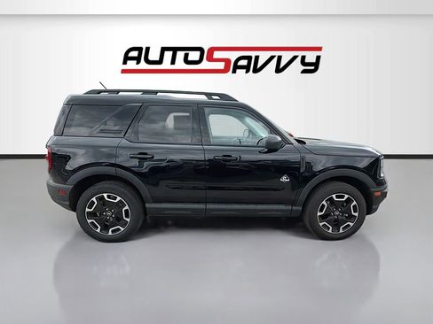 Used 2024 Ford Bronco Sport Outer Banks w/ Tech Package AWD/4WD image 8