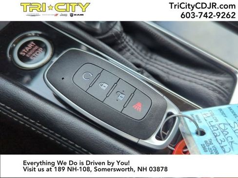 Used 2023 Nissan Kicks SV image 35