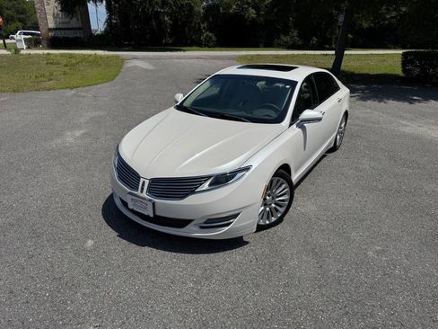 Used 2016 Lincoln MKZ AWD w/ Equipment Group 300A Reserve image 8