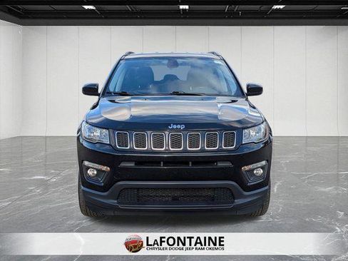 Certified 2019 Jeep Compass Latitude image 8