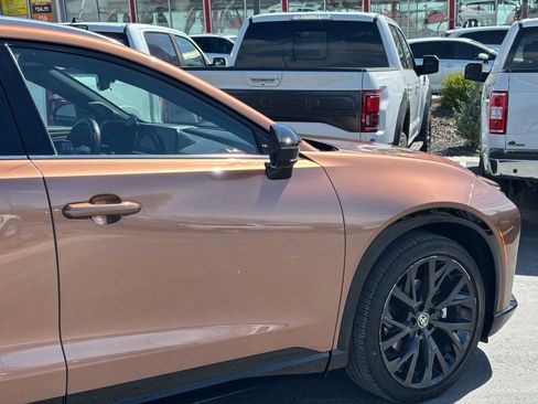 Used 2025 Toyota Crown Signia image 7