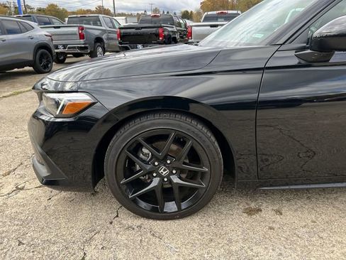 Used 2024 Honda Civic Sport image 32