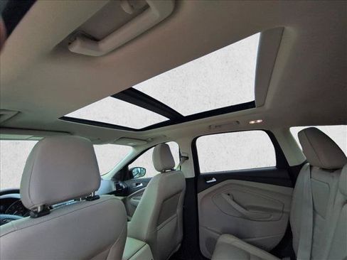 Used 2018 Ford Escape SEL FWD image 18