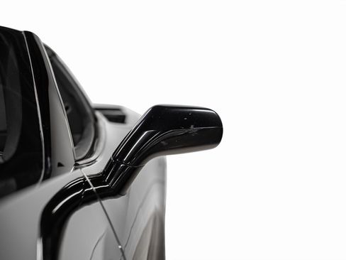 Used 2019 Chevrolet Corvette Stingray Coupe w/ Carbon Flash Badge Package image 9