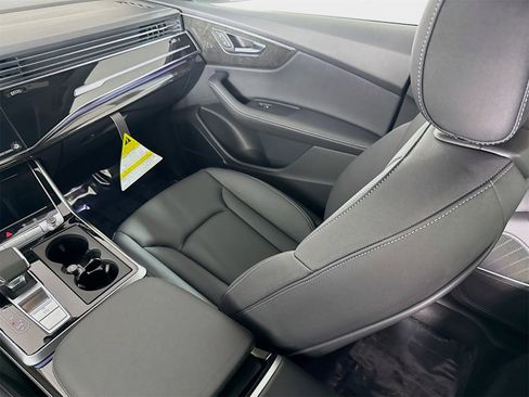 New 2026 Audi Q8 Premium Plus image 25