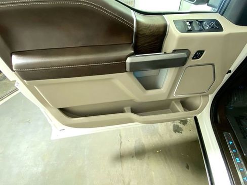 Used 2020 Ford F150 Limited w/ Trailer Tow Package image 19