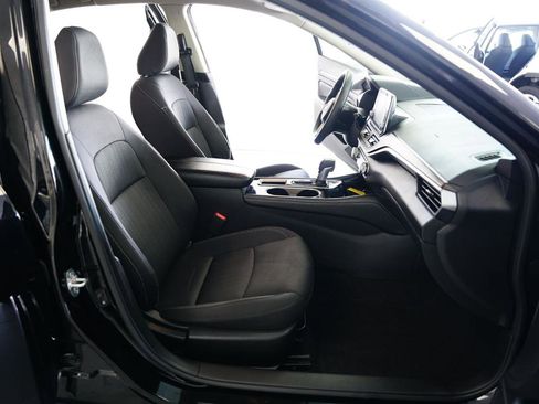 Used 2023 Nissan Altima 2.5 SV FWD image 12