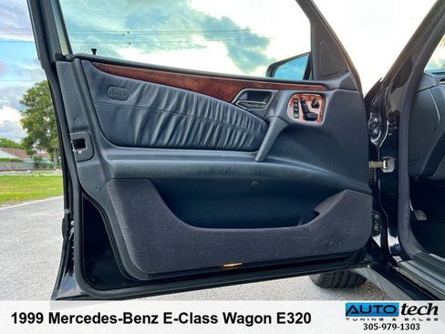 Used 1999 Mercedes-Benz E 320 Wagon image 15
