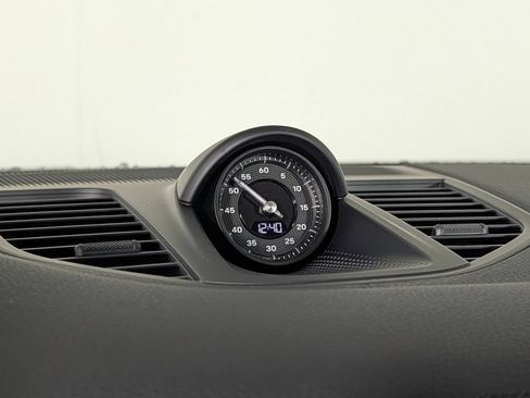 New 2026 Porsche Panamera RWD image 32