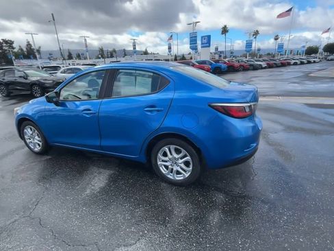 Used 2018 Toyota Yaris iA image 6