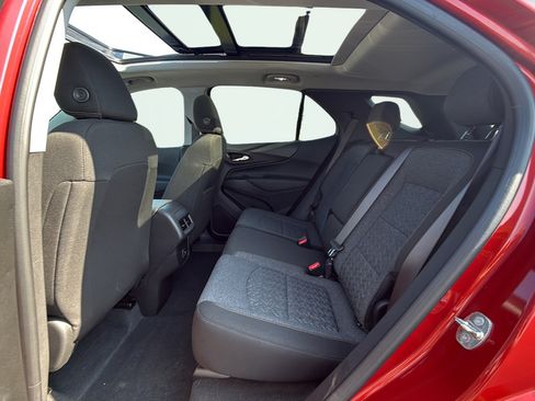 Used 2023 Chevrolet Equinox LT FWD image 35