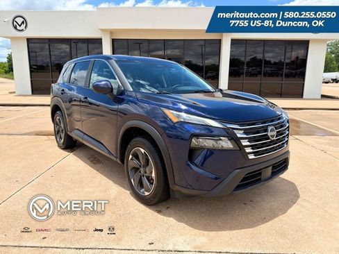 Used 2024 Nissan Rogue SV AWD/4WD image 1