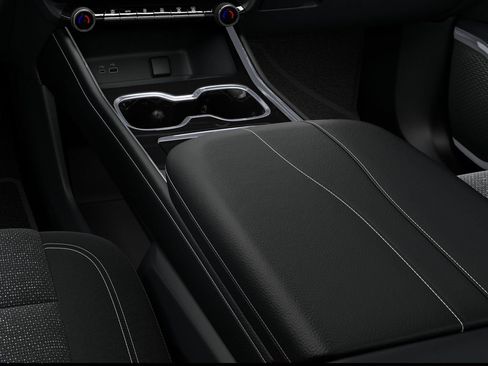 New 2026 Chevrolet Traverse LT w/ Midnight/Sport Edition FWD image 12