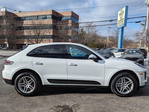 Used 2020 Porsche Macan image 6