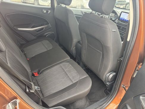 Used 2020 Ford EcoSport SE w/ SE Convenience Package image 7