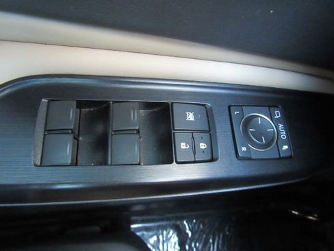 Used 2020 Lexus ES 350 w/ Premium Package image 39