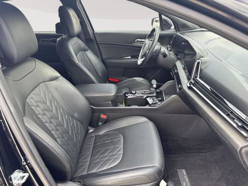 Used 2023 Kia Sportage X-Line image 10