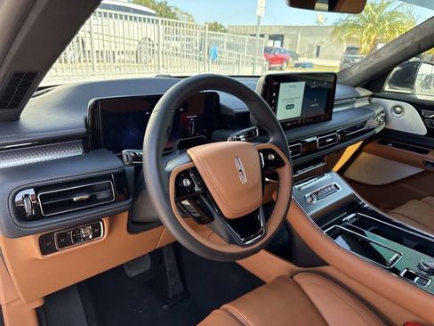 New 2026 Lincoln Aviator Black Label w/ Dynamic Handling Package image 34
