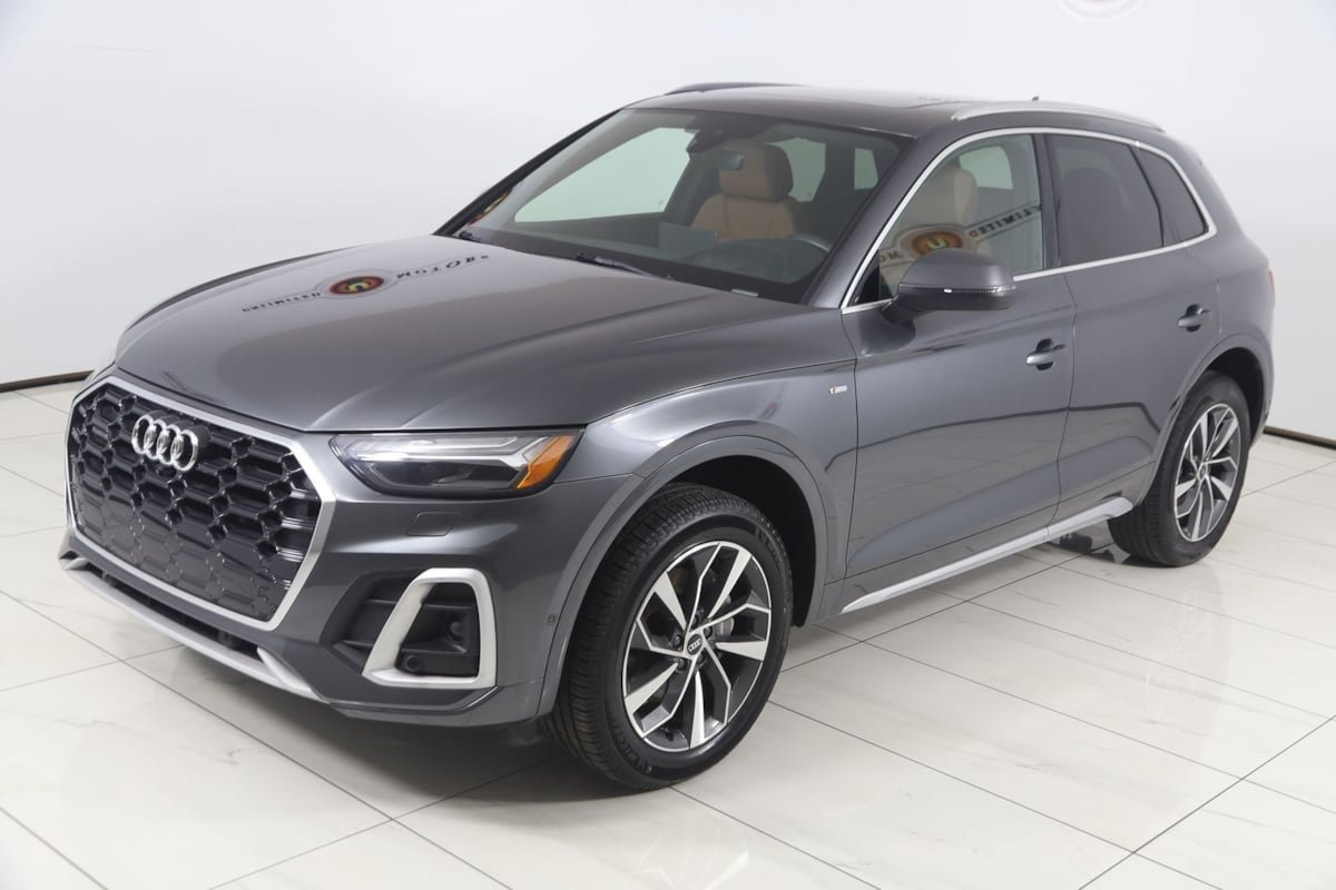 Used 2023 Audi Q5 2.0T Prestige w/ Prestige Package AWD/4WD image 22