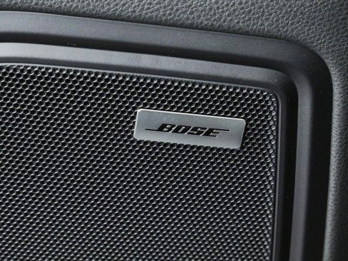 New 2026 Porsche Macan Turbo AWD/4WD image 7
