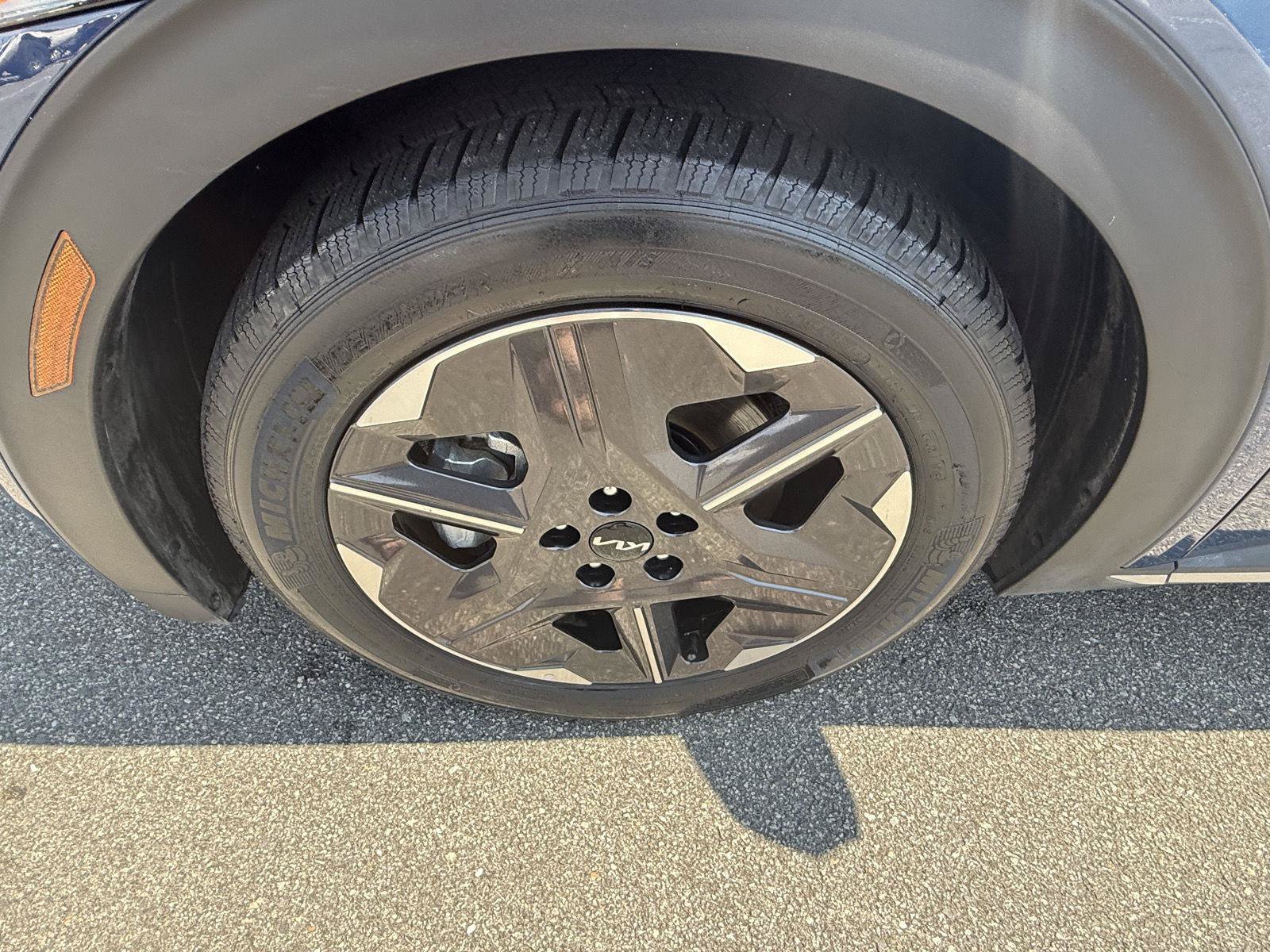 Used 2025 Kia EV6 Light RWD image 25