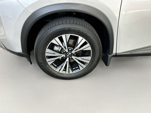 Used 2023 Nissan Rogue SV w/ SV Premium B Package AWD/4WD image 11