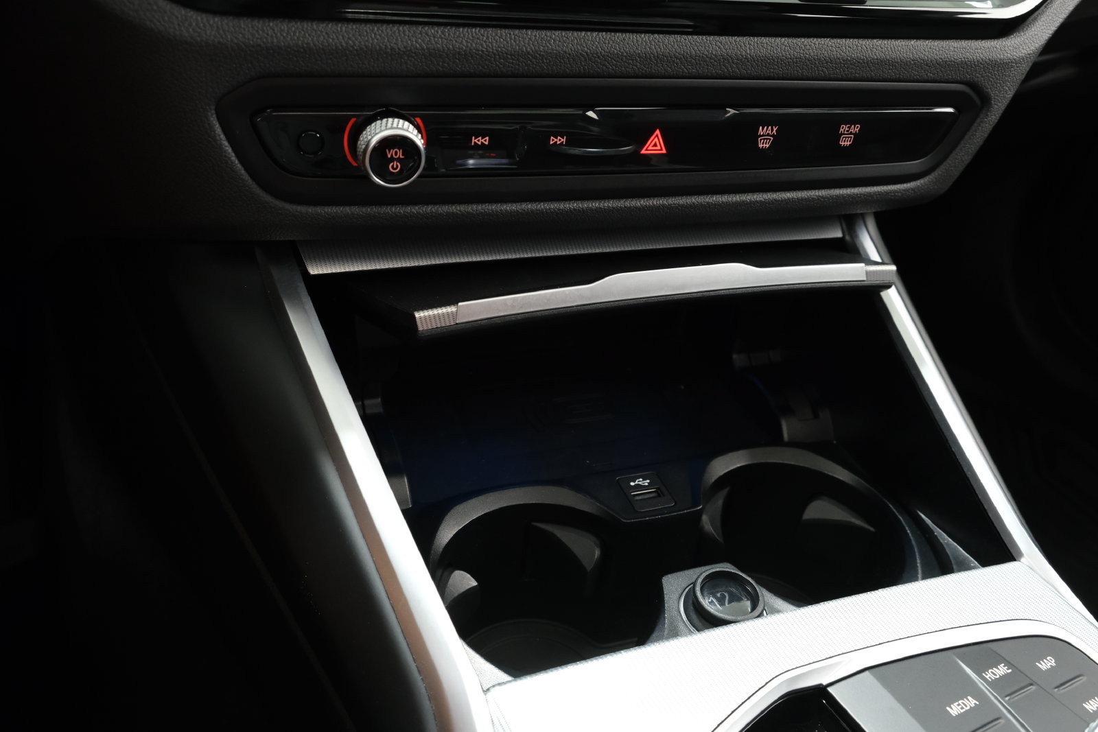 Used 2024 BMW i4 eDrive35 w/ Premium Package RWD image 19