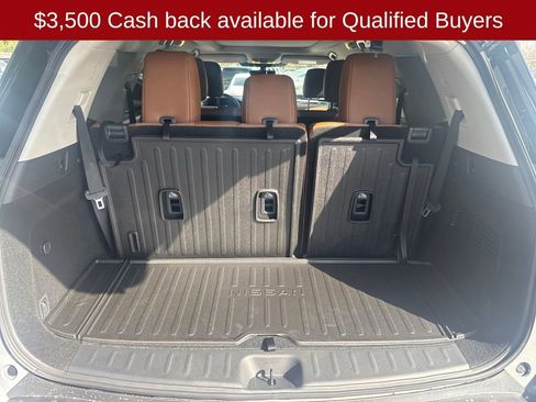 New 2026 Nissan Pathfinder Platinum image 24