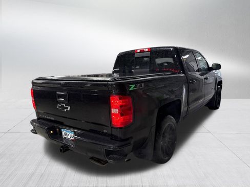 Used 2018 Chevrolet Silverado 1500 LT w/ All Star Edition AWD/4WD image 6