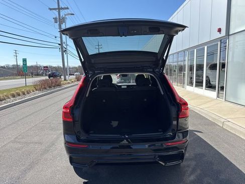 Certified 2025 Volvo XC60 B5 Plus AWD/4WD image 11