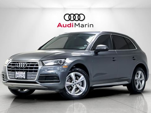 Used 2020 Audi Q5 Premium w/ Convenience Package image 1