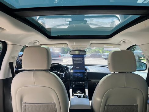 Used 2018 Jaguar F-PACE Prestige AWD/4WD image 14