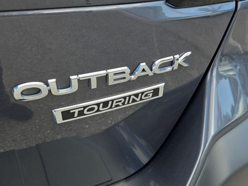 Used 2025 Subaru Outback Touring AWD/4WD image 17