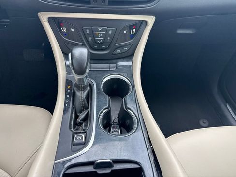 Used 2017 Buick Envision Preferred FWD image 19