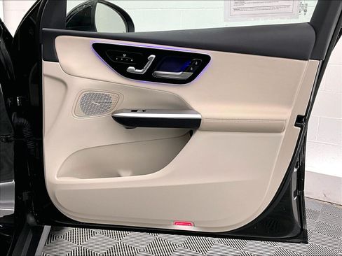 Certified 2025 Mercedes-Benz GLC 350e 4MATIC image 25