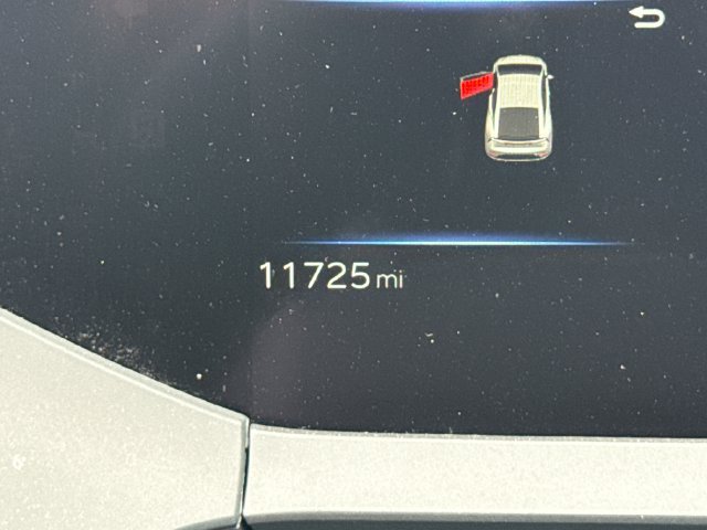Used 2026 Toyota Prius Plug-In Hybrid FWD image 22