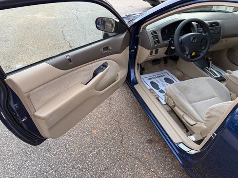 Used 2003 Honda Civic LX image 9